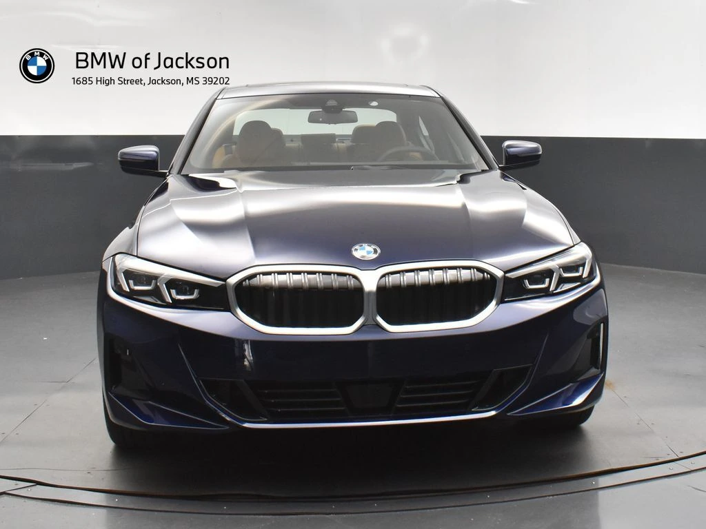 2026 BMW 3 Series 330i - Photo 10