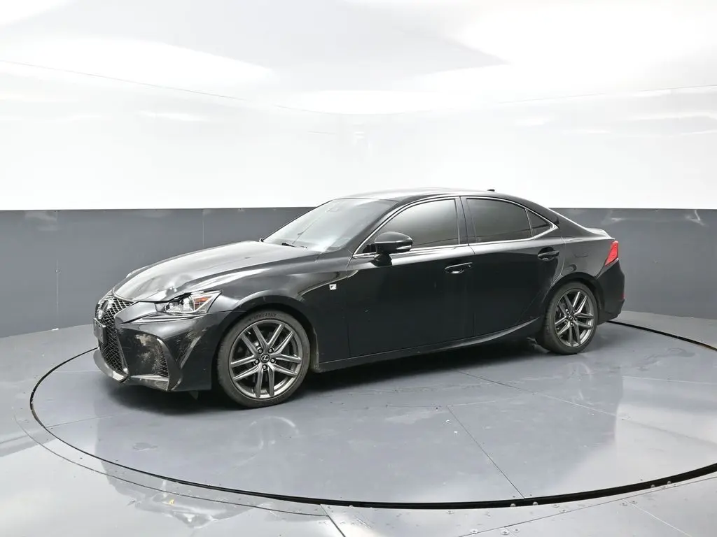 2017 Lexus IS 300 photo 5