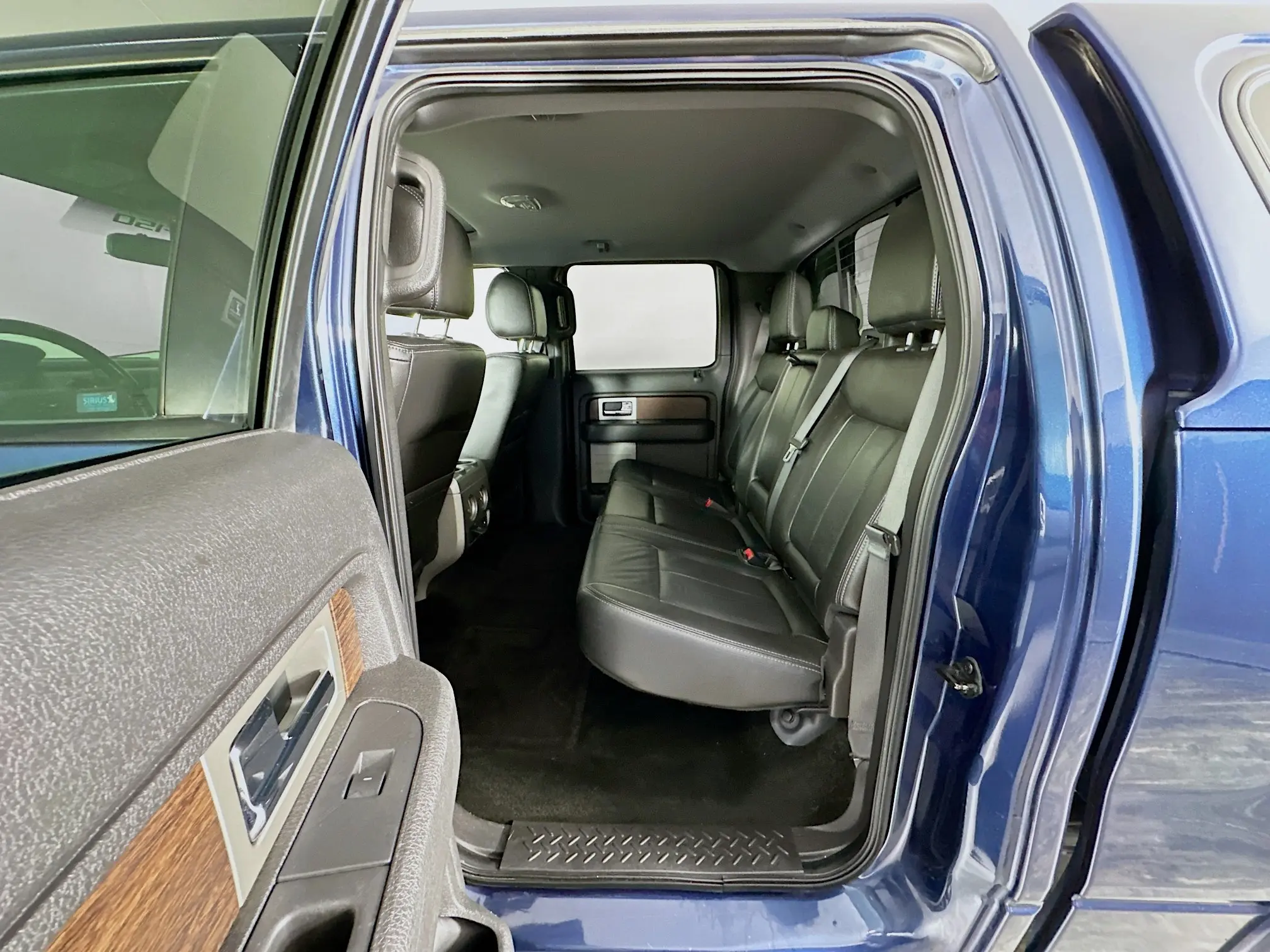 2013 Ford F-150 Lariat photo 12