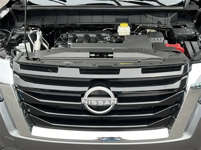 2025 Nissan Pathfinder S photo 25