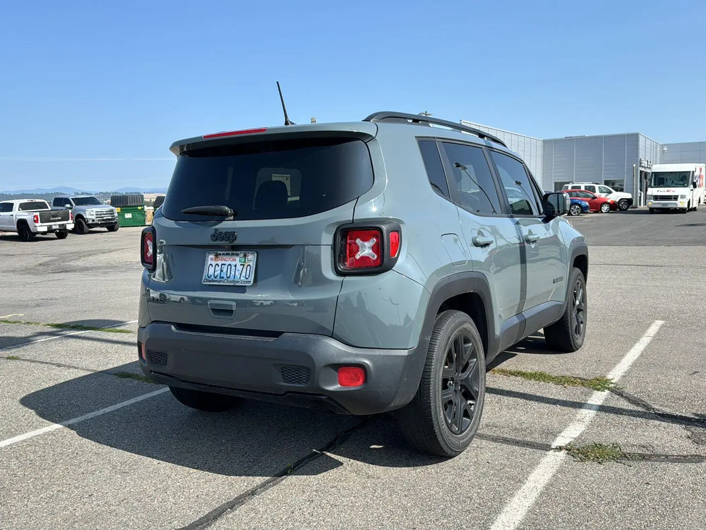 2018 Jeep Renegade Latitude North Edition photo 3