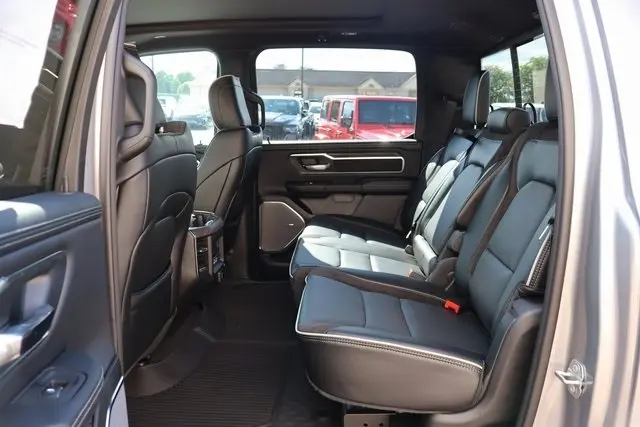 2026 Ram 1500 Laramie Night Edition photo 41