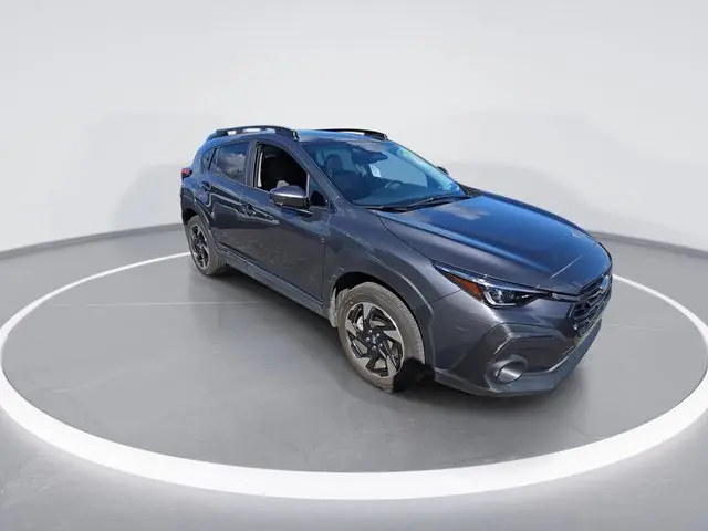 2024 Subaru Crosstrek Limited photo 2