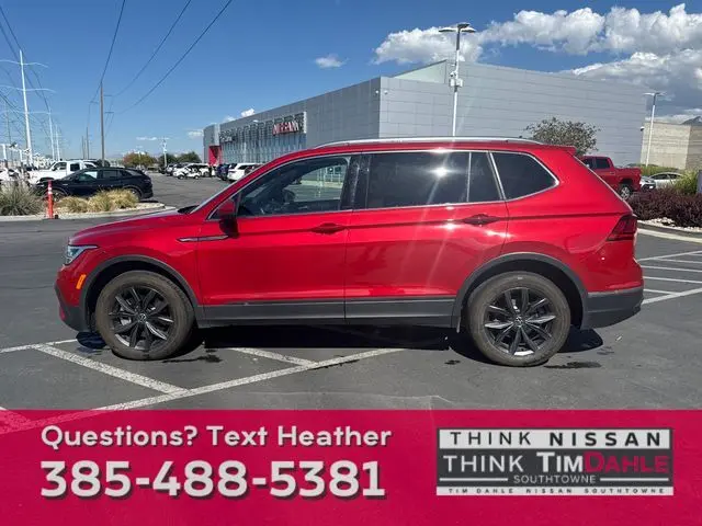 2022 Volkswagen Tiguan SE photo 2