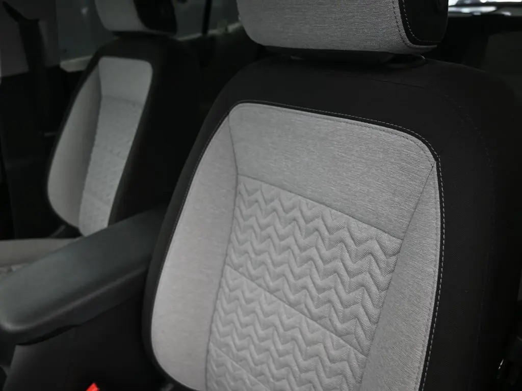 2023 Chevrolet Equinox LT photo 11