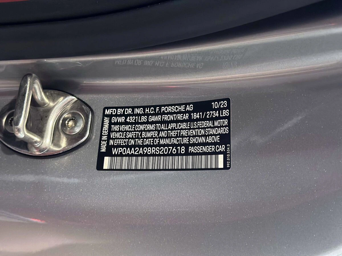 2024 Porsche 911 - Photo 22