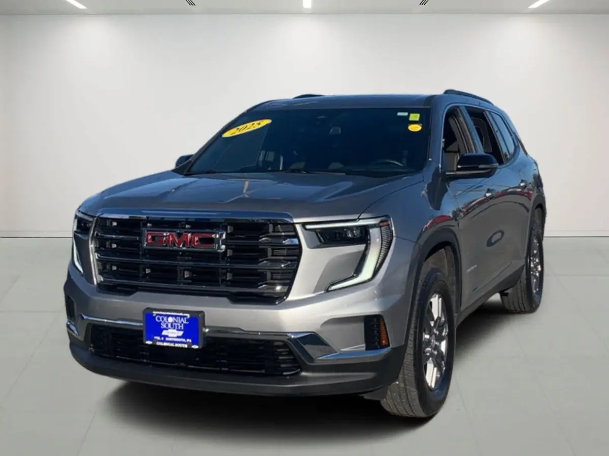 2025 GMC Acadia Elevation's photo