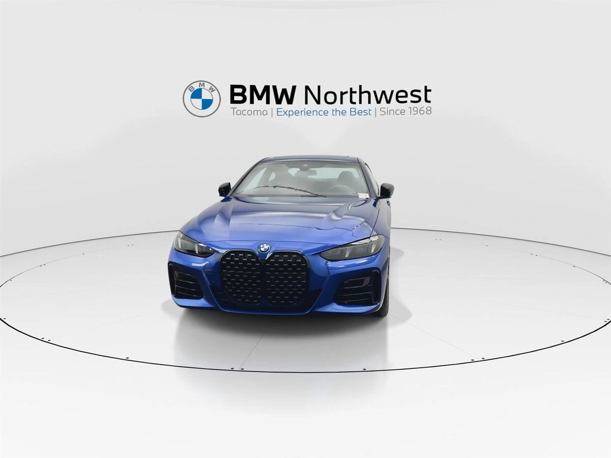 2026 BMW 4 Series 430i - Photo 8