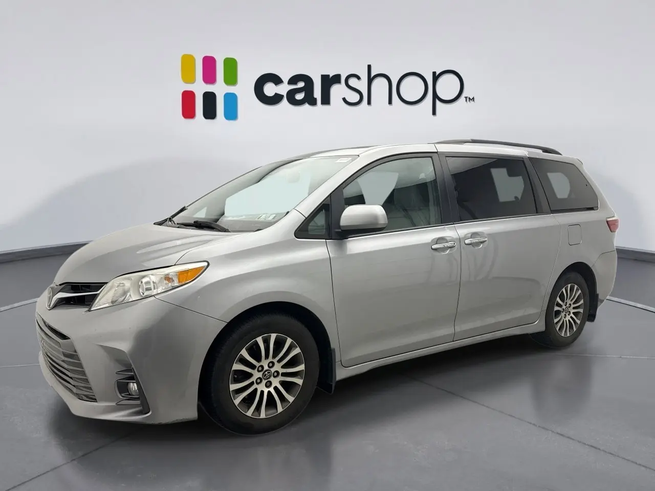 2018 Toyota Sienna XLE