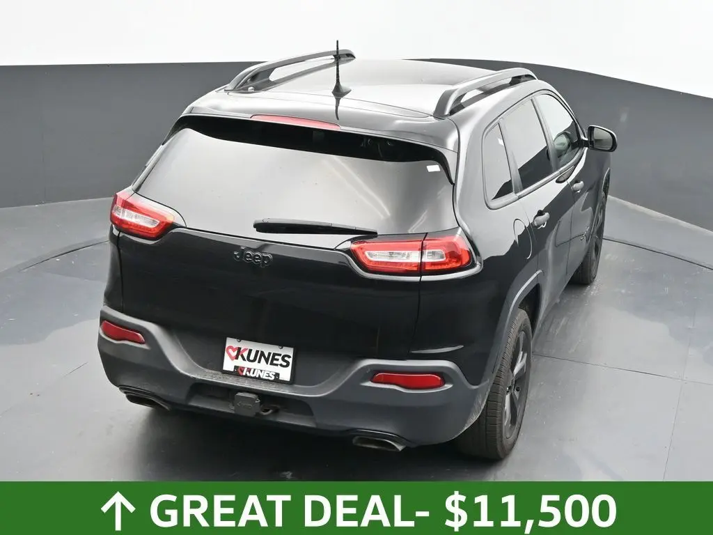 2017 Jeep Cherokee Altitude photo 29
