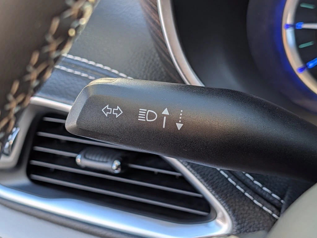 2023 Chrysler Pacifica Hybrid Limited - Photo 35