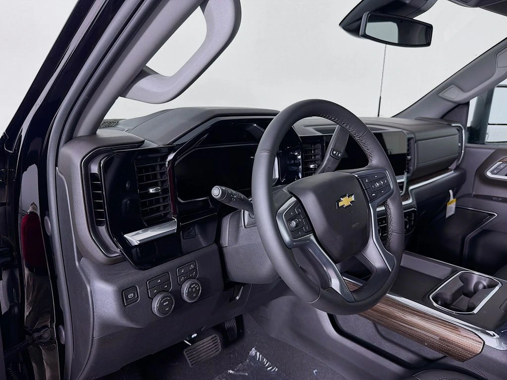 2026 Chevrolet Silverado 2500 HD LT - Photo 9