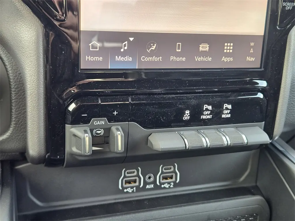 2026 Ram 1500 Laramie photo 14