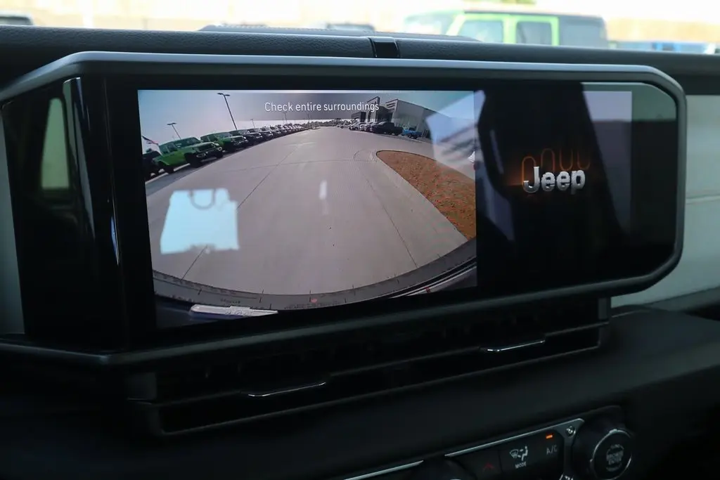 2025 Jeep Wrangler Sport photo 6