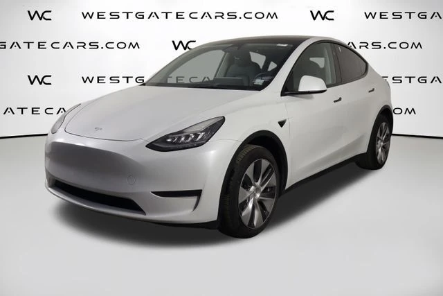 2023 Tesla Model Y Long Range Dual Motor All-Wheel Drive's photo