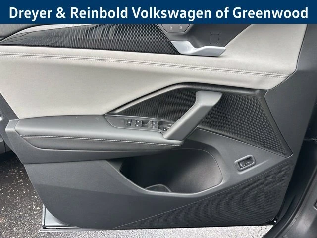 2026 Volkswagen Tiguan SE - Photo 23