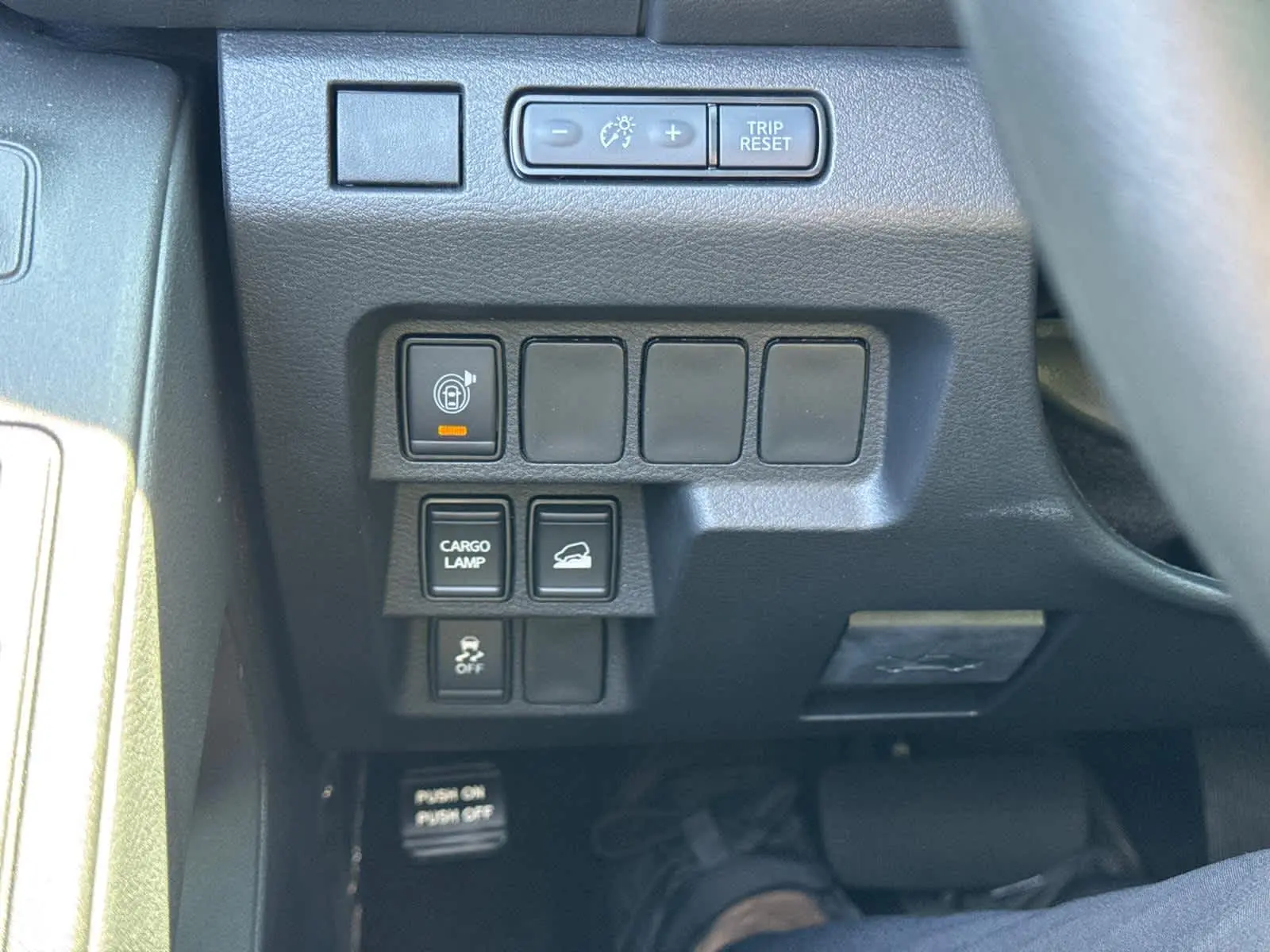 2025 Nissan Frontier SV photo 22