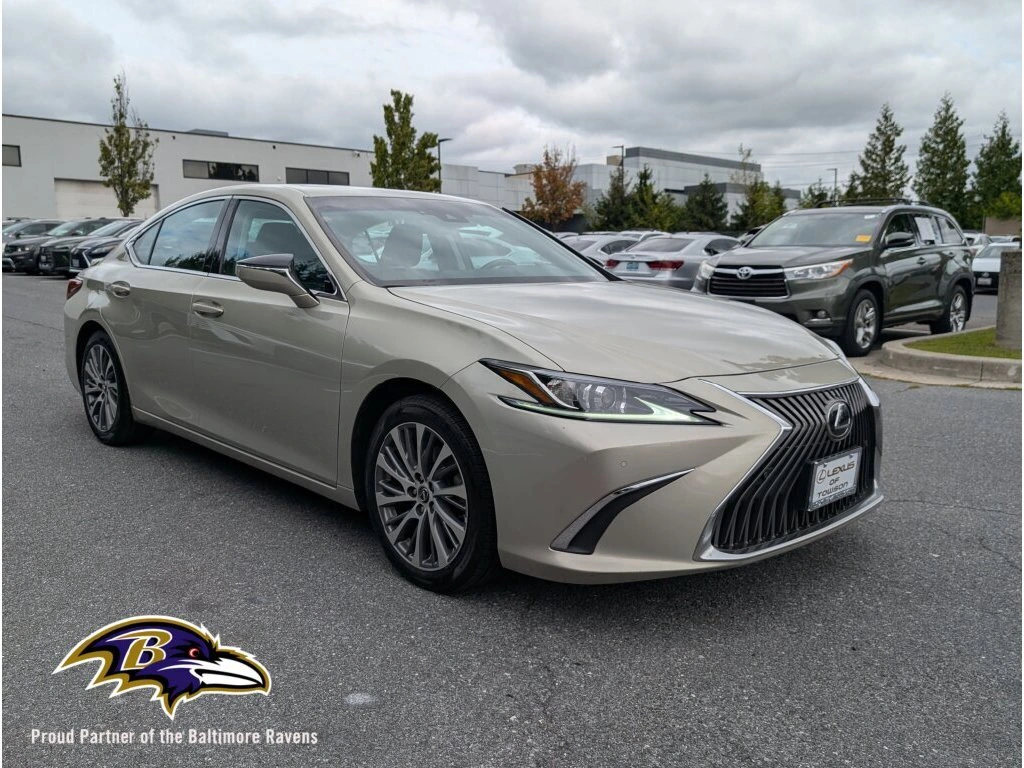 2021 Lexus ES