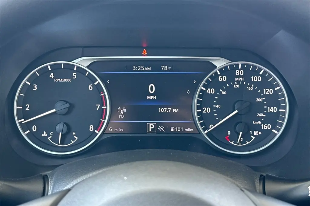 2025 Nissan Sentra SV photo 20