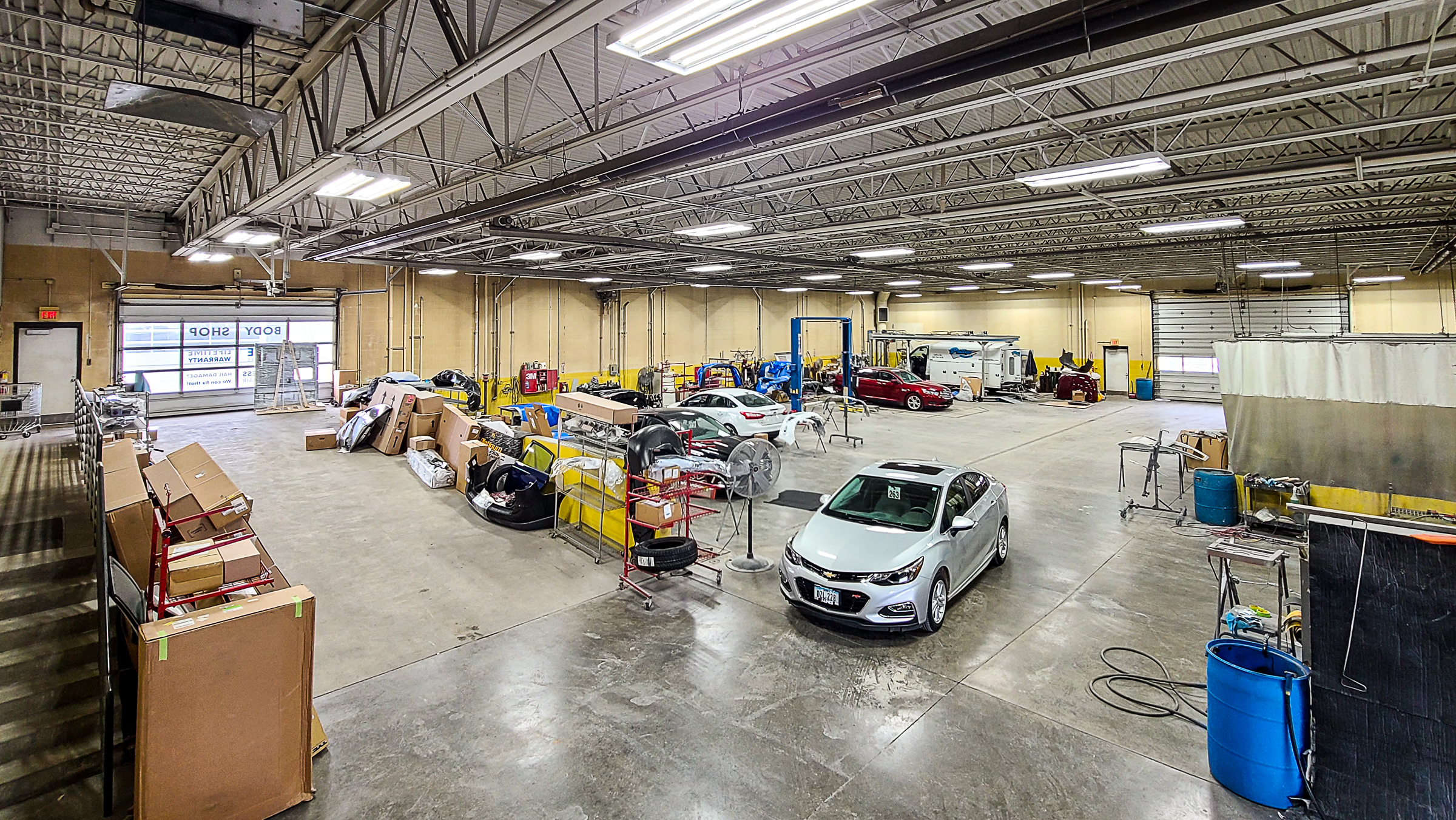Kunes Auto Body East Moline