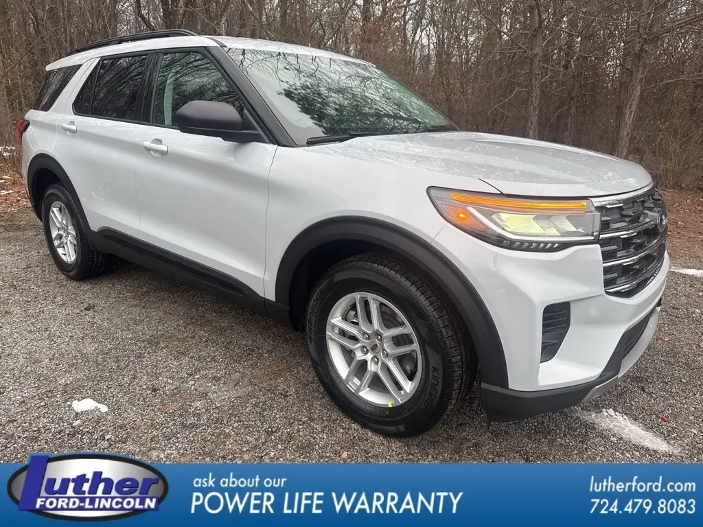 2026 Ford Explorer Active's photo