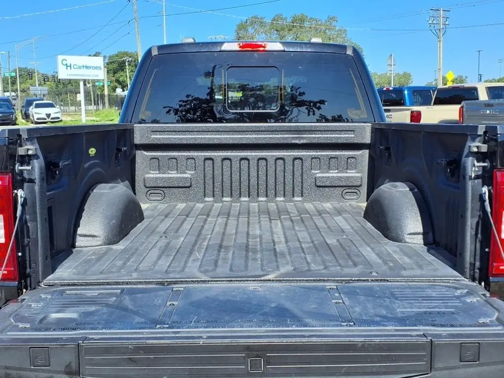 2022 Ford F-150 XLT photo 18