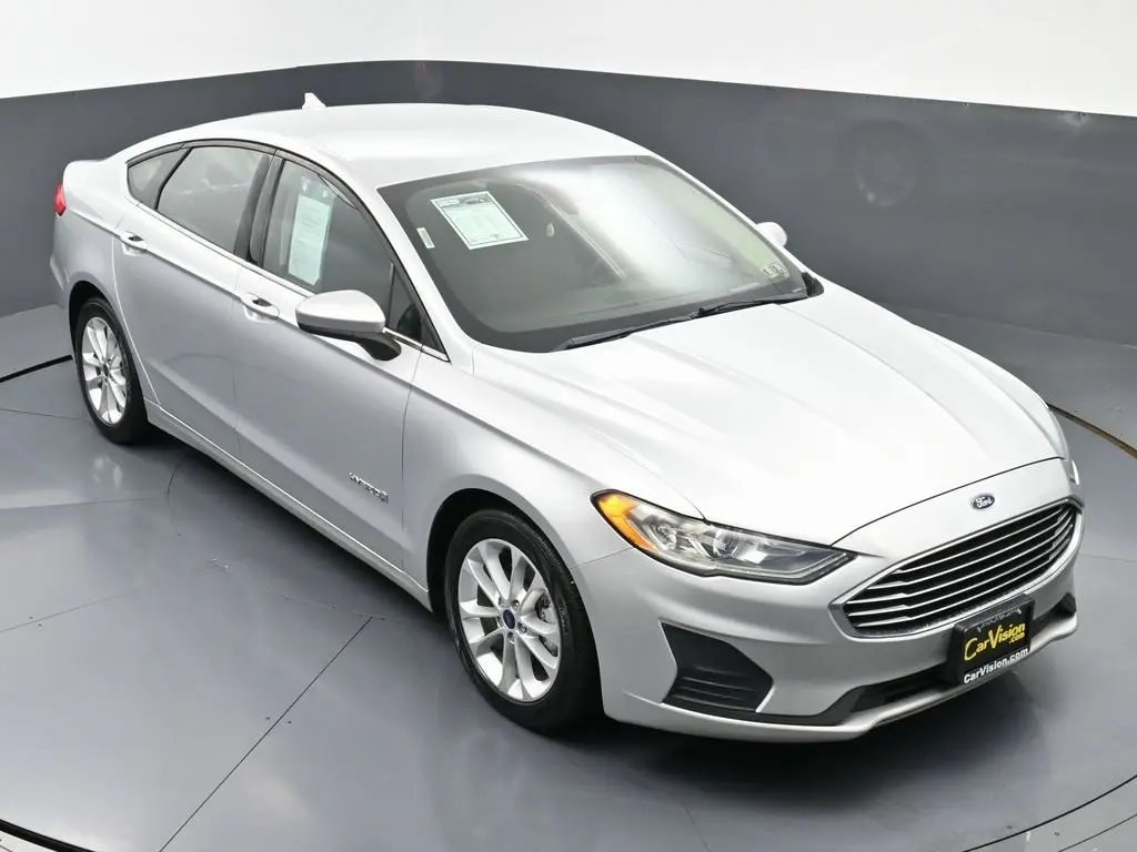 2019 Ford Fusion SE Hybrid photo 27