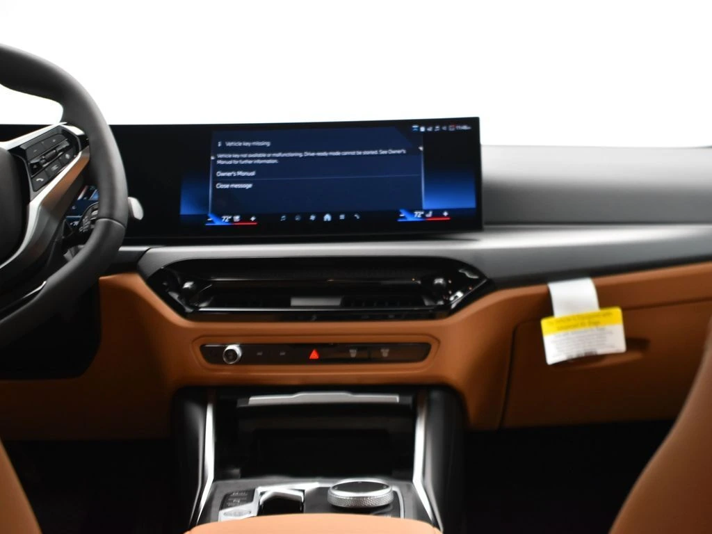 2026 BMW 3 Series 330i - Photo 19