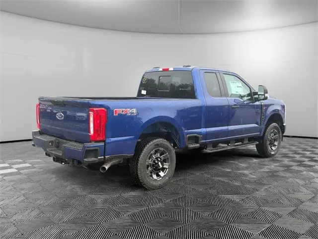 2026 Ford F-350 photo 5