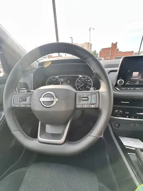2026 Nissan Rogue SV photo 16