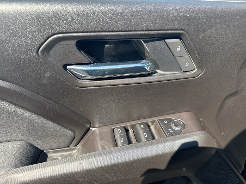 2026 Chevrolet Colorado LT - Photo 11