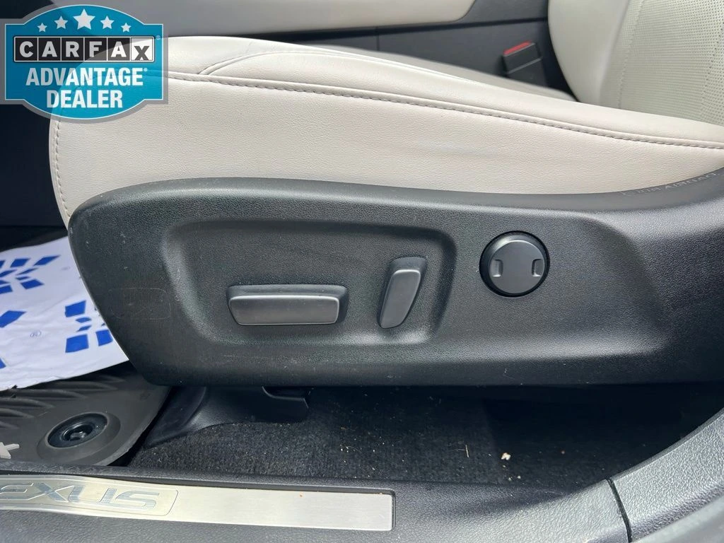 2021 Lexus RX Hybrid 450h - Photo 9