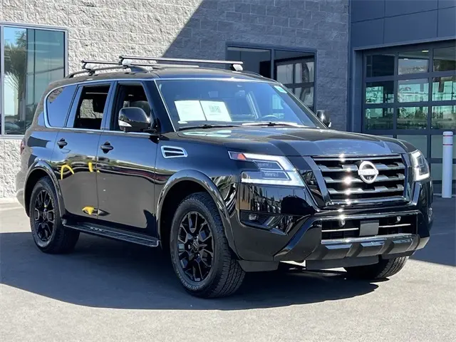 2023 Nissan Armada SL photo 8