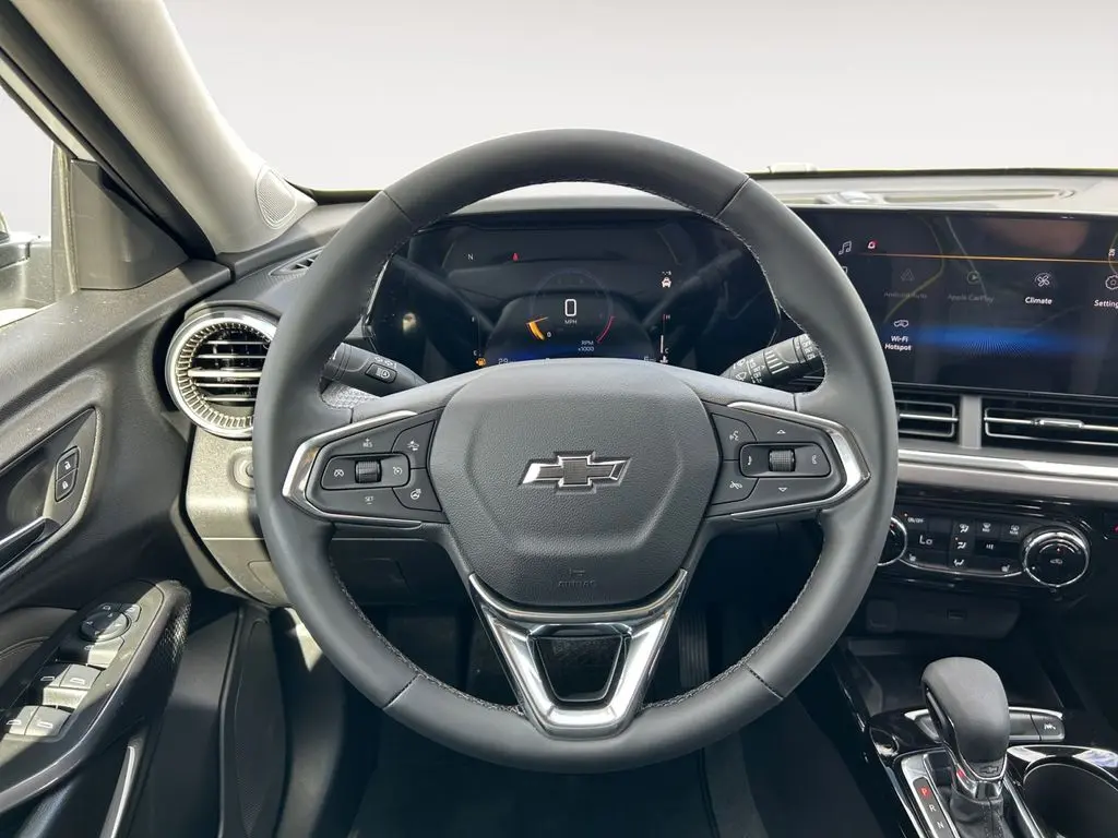 2026 Chevrolet Trax ACTIV photo 14