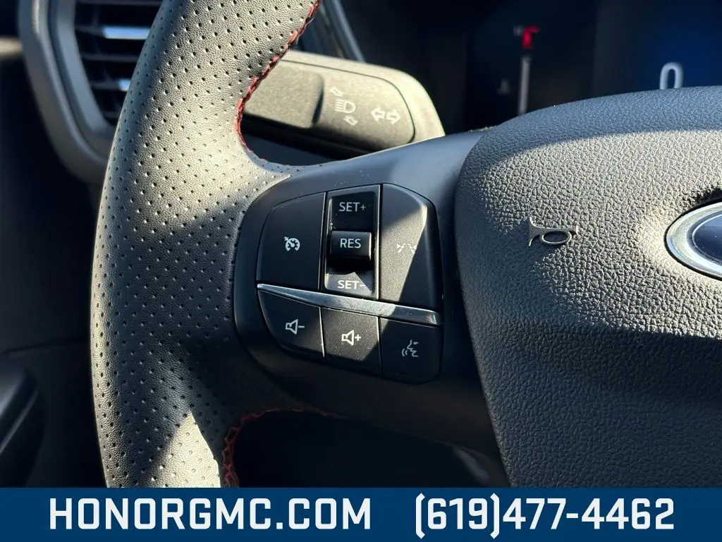 2024 Ford Escape ST-Line photo 26