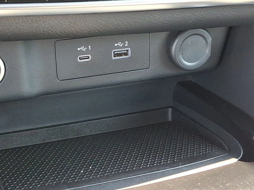 2023 Nissan Rogue SV - Photo 25