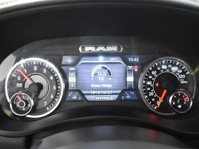 2024 Ram 2500 Laramie photo 28