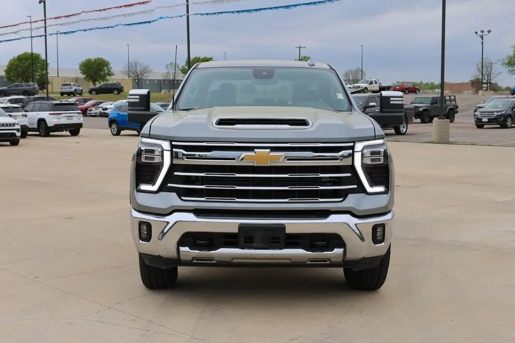 Used 2024 Chevrolet Silverado 2500HD LTZ with VIN 2GC1YPEY5R1147081 for sale in Bartlesville, OK