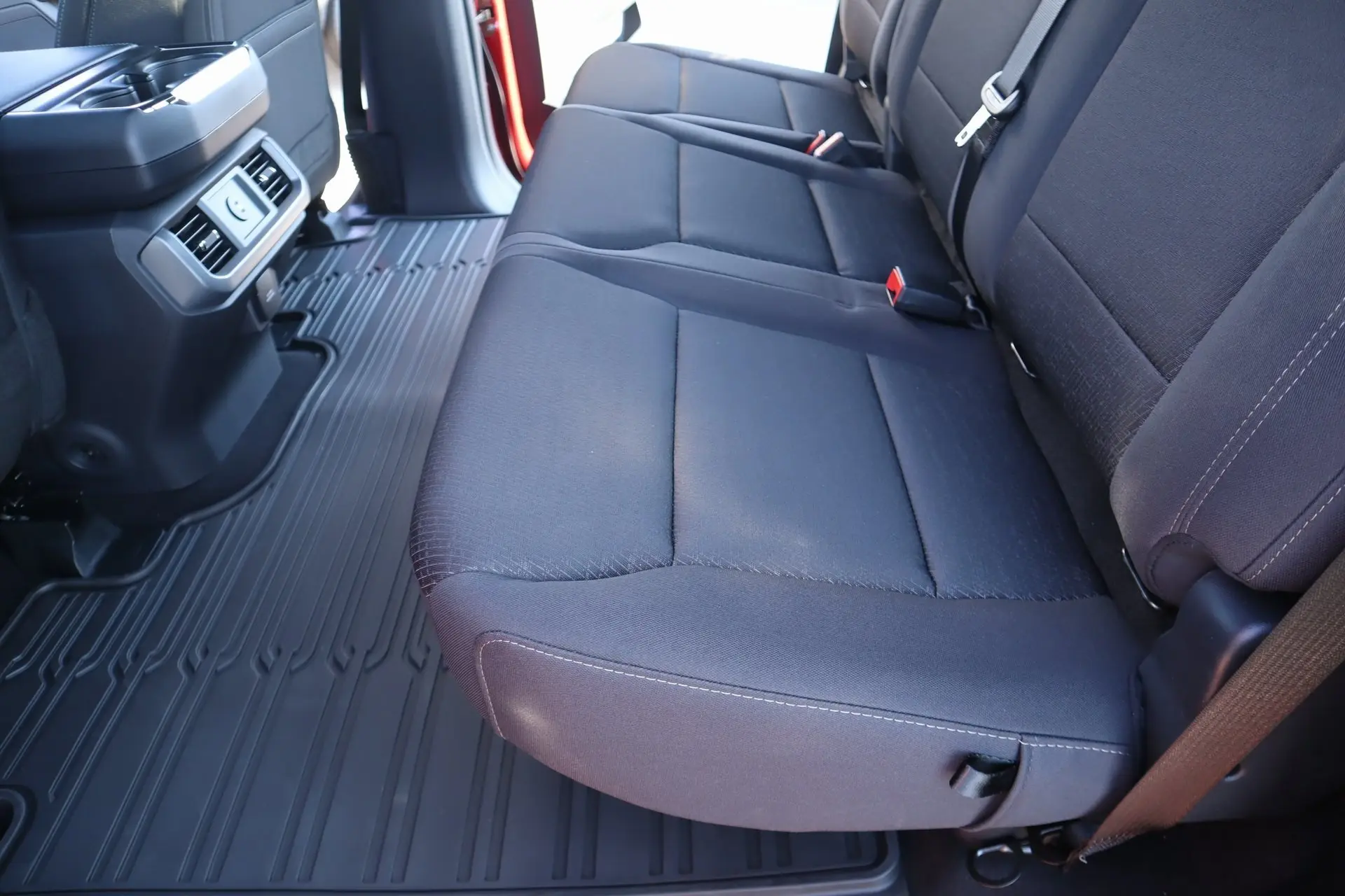 2025 Ford F-150 XLT photo 14