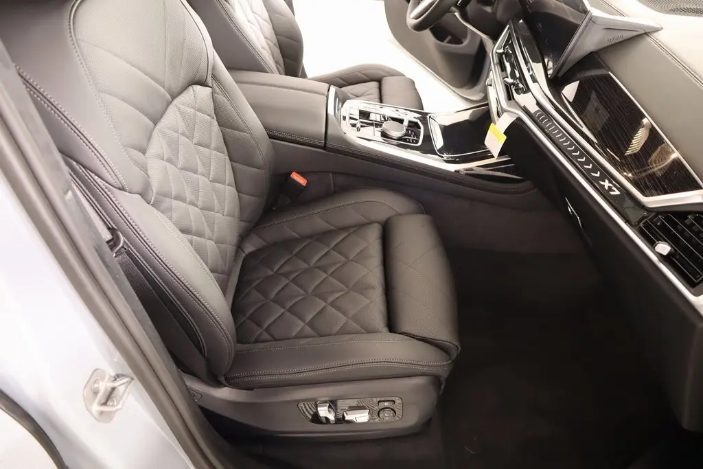 2026 Bmw X7 xDrive40i photo 12