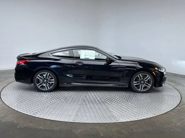 2026 BMW 8 Series 840i - Photo 10