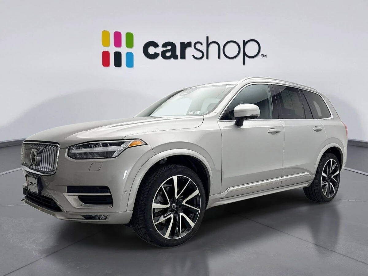 2024 Volvo XC90 Plus's photo
