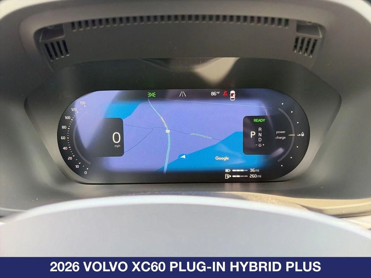 2026 Volvo - image 19