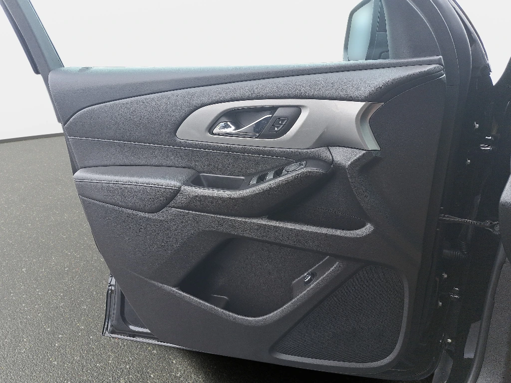 2023 Chevrolet Traverse 1LT - Photo 28