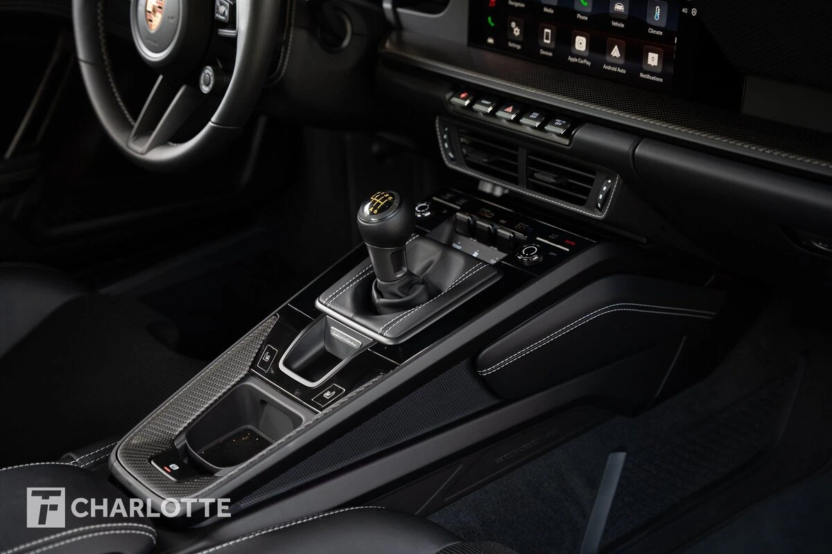 2026 Porsche 911 GT3 Touring Package - Photo 39