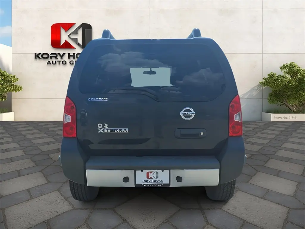 2012 Nissan Xterra X photo 2