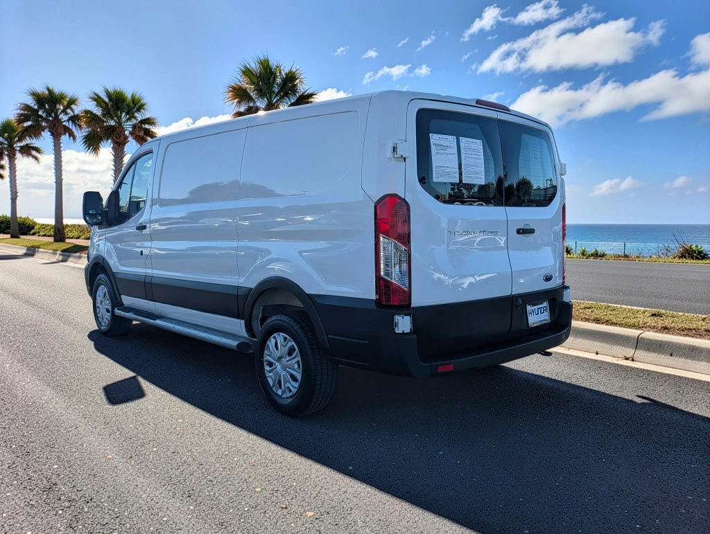 2025 Ford Transit Van Base - Photo 7