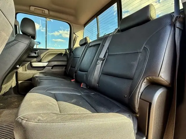 2018 Chevrolet Silverado 1500 LT2 photo 12
