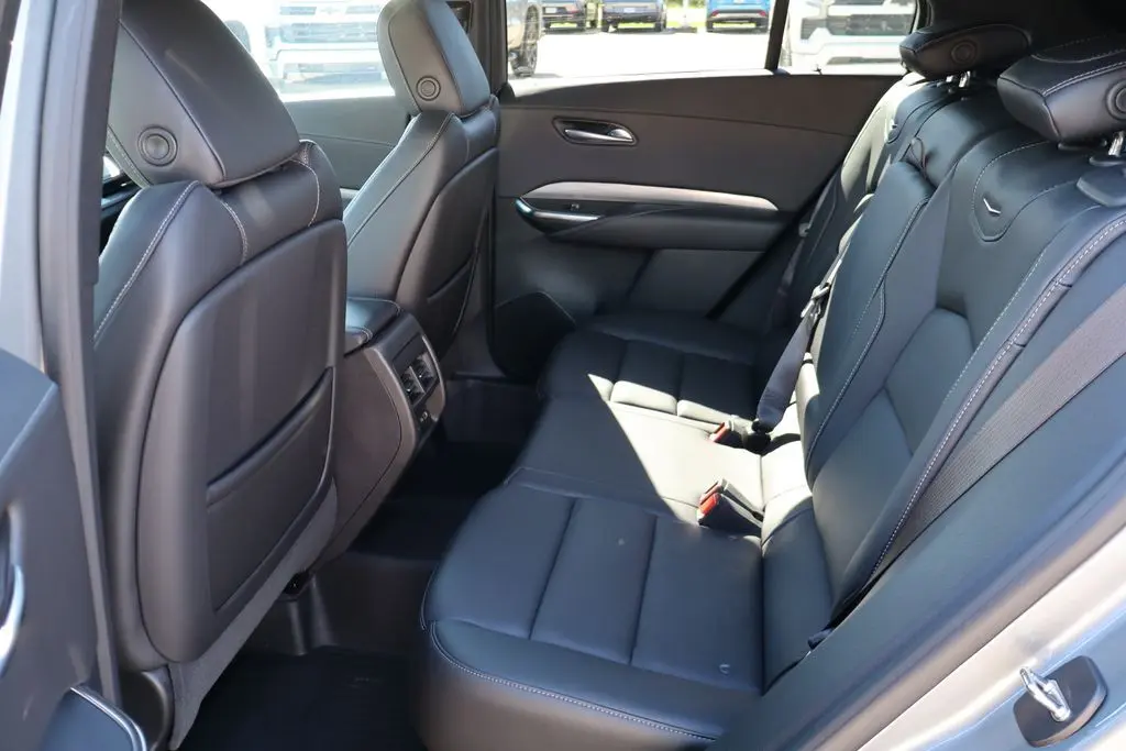 2024 Cadillac XT4 Premium Luxury photo 35