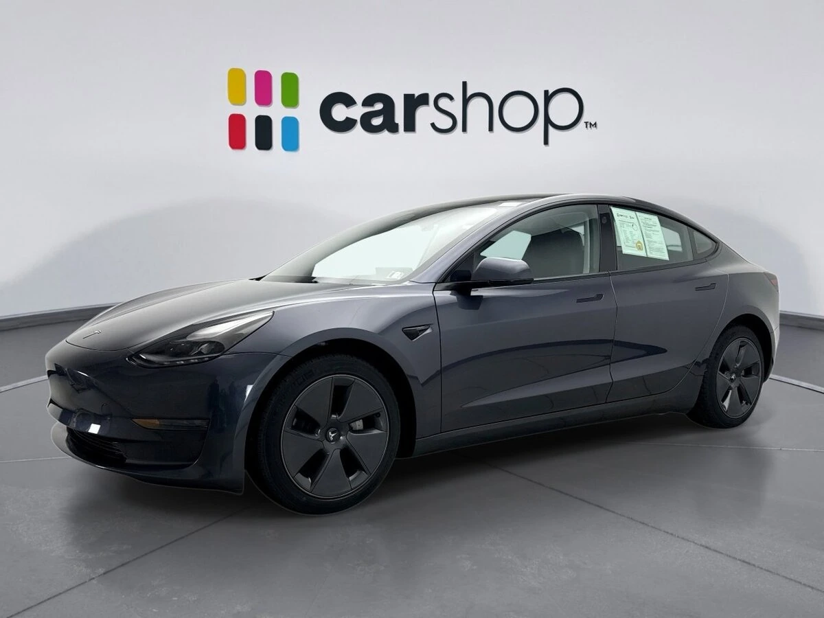 2023 Tesla Model 3 Base's photo